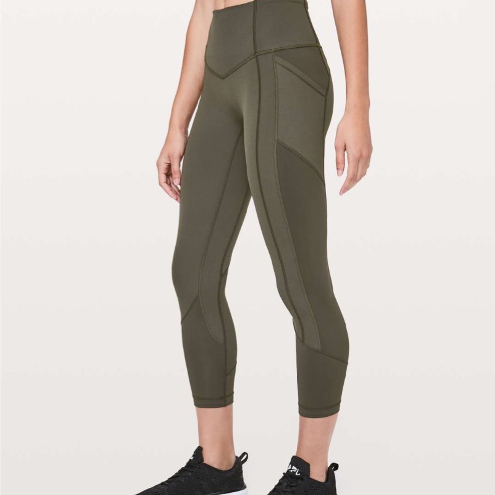 lululemon athletica all the right places crop